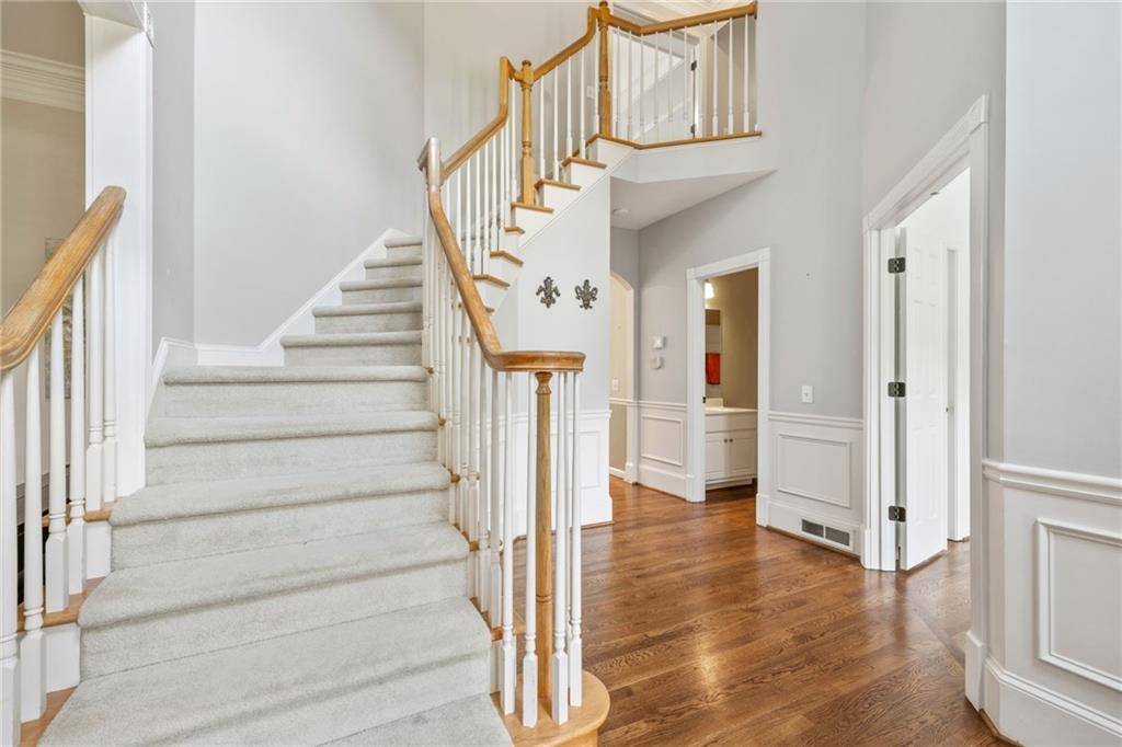 Alpharetta, GA 30005,3095 Walnut Creek DR