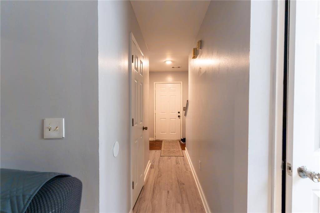 Marietta, GA 30008,361 W Post Oak XING SW