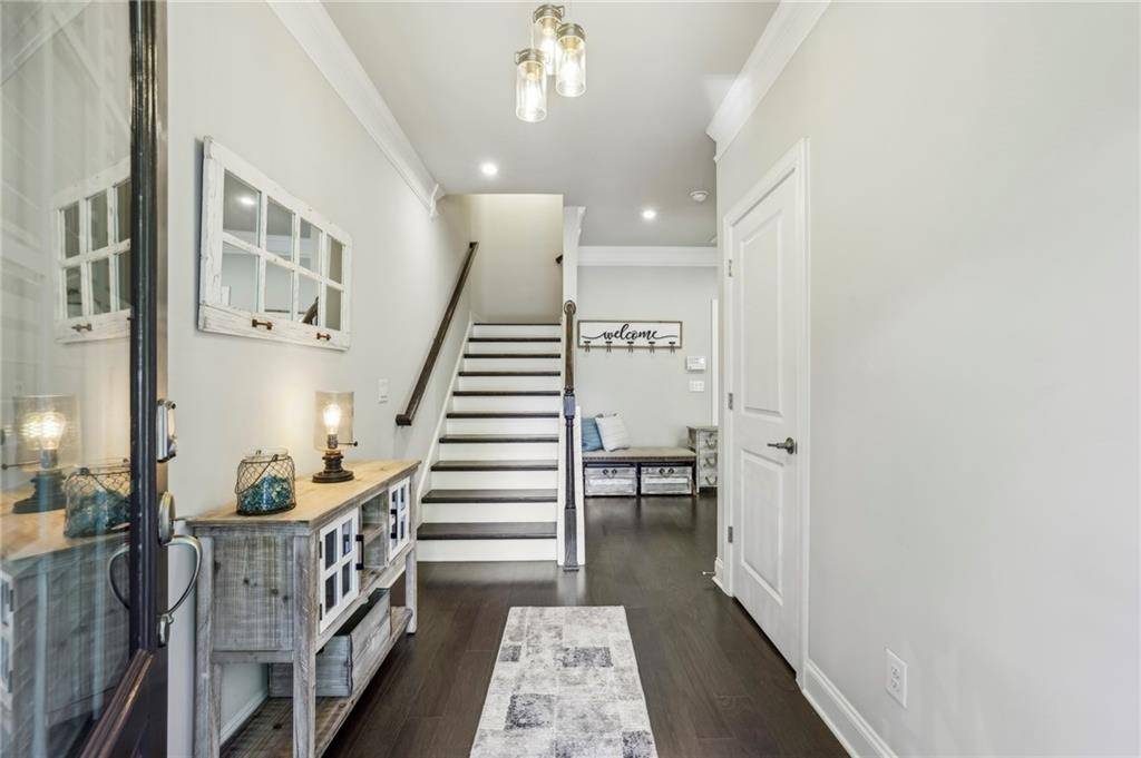 Peachtree Corners, GA 30092,5731 Terrace Bend WAY