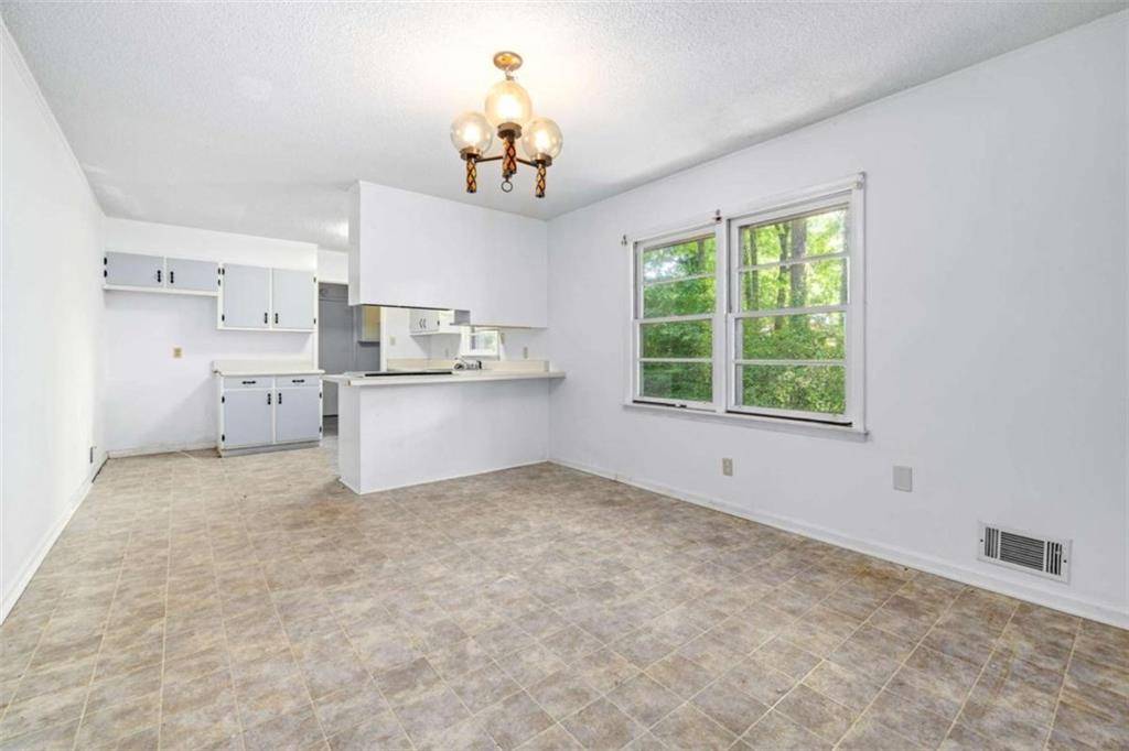 Toccoa, GA 30577,136 Briarwood DR