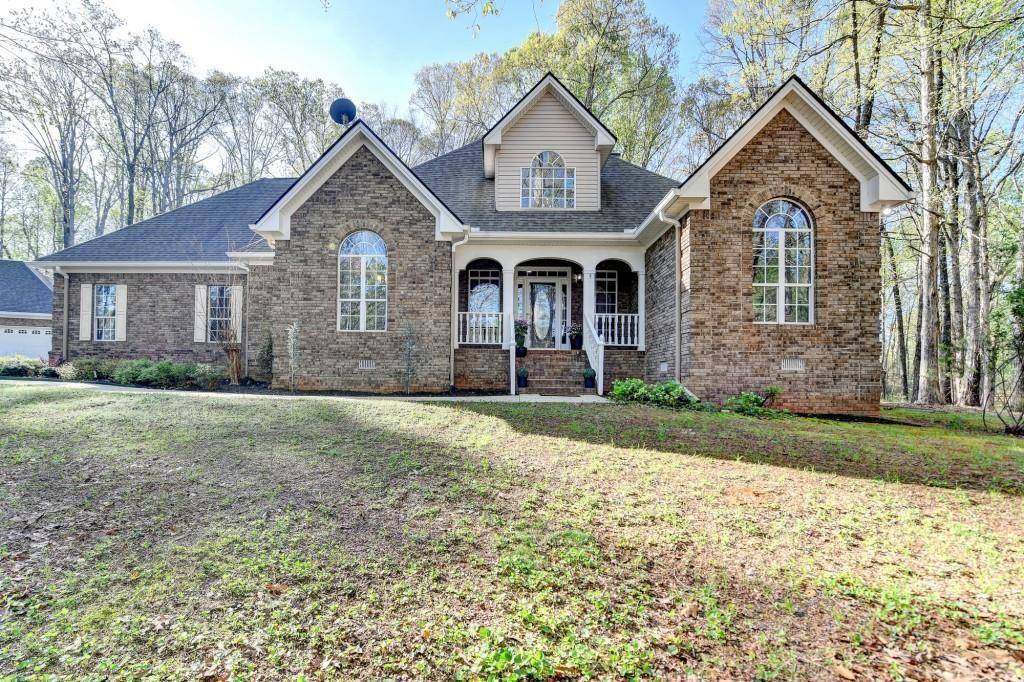 Pendergrass, GA 30567,122 Valley WAY