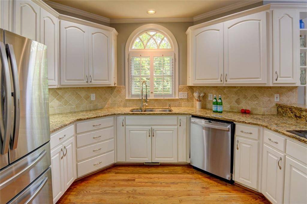 Peachtree Corners, GA 30092,5196 Staverly LN