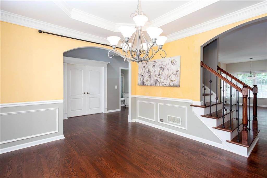 Buford, GA 30518,870 Creekview Bluff WAY