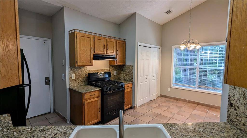 Ellenwood, GA 30294,2596 Waterfall CT