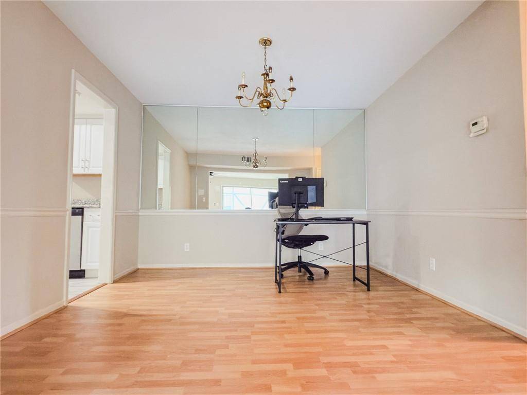 Atlanta, GA 30328,6851 Roswell Rd #P3