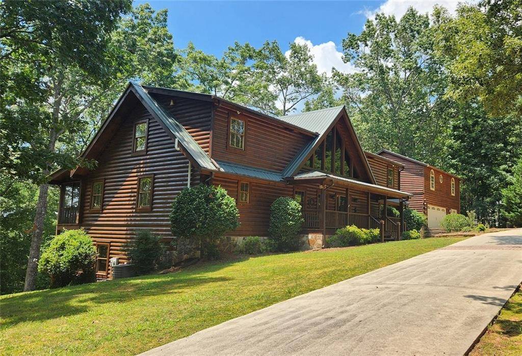 Dahlonega, GA 30533,221 Laurel CIR