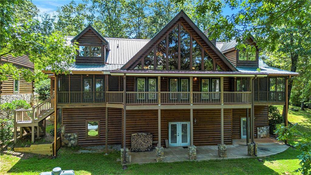 Dahlonega, GA 30533,221 Laurel CIR