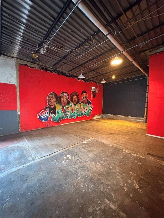 Atlanta, GA 30331,1825.5 Delowe DR SW