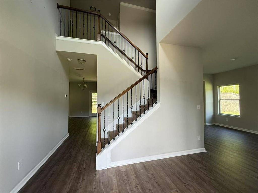 Canton, GA 30114,221 Creek View PL