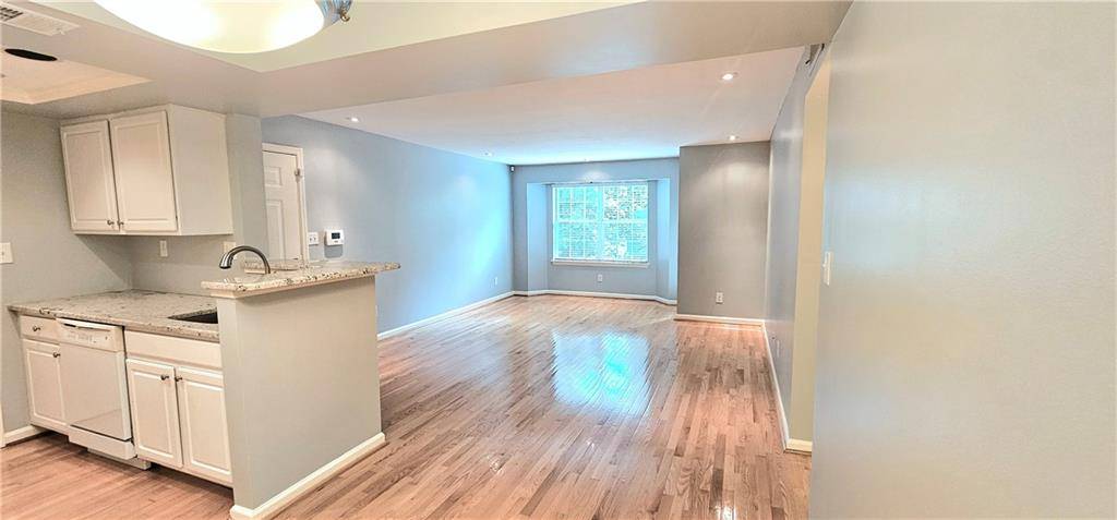 Atlanta, GA 30342,2060 Chastain Park CT NE