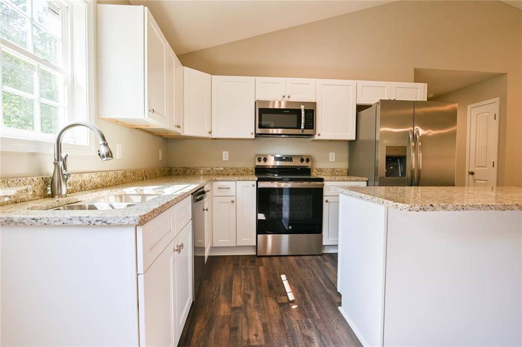 Dahlonega, GA 30533,205 Perkins RD