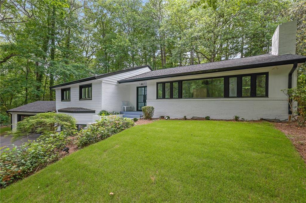 Atlanta, GA 30327,2858 Mornington DR NW