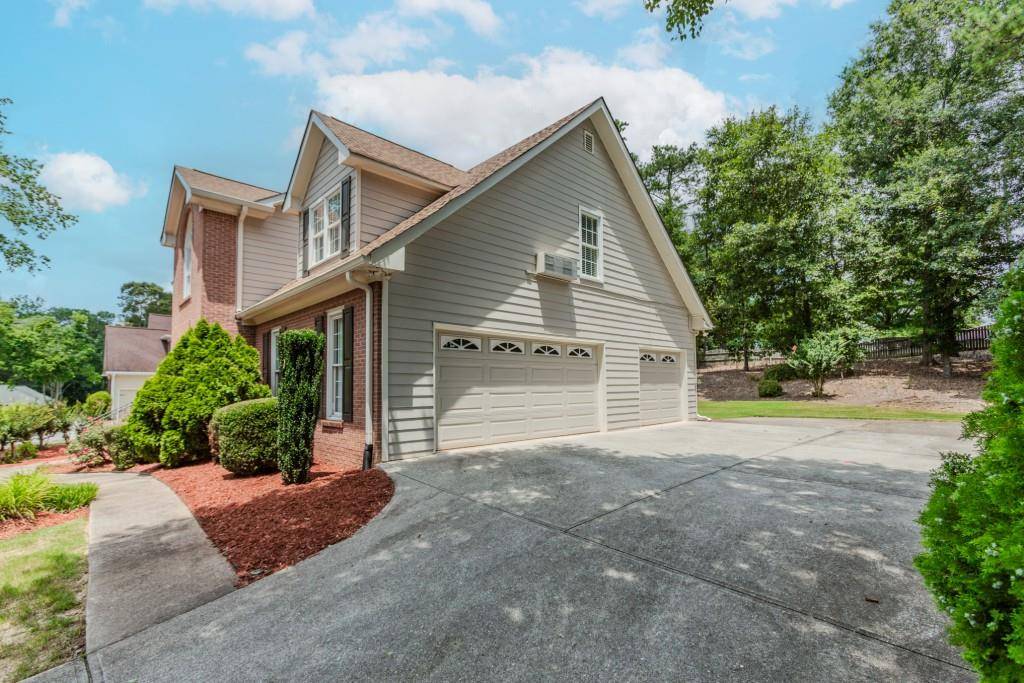 Lawrenceville, GA 30043,960 Chaucer Gate CT
