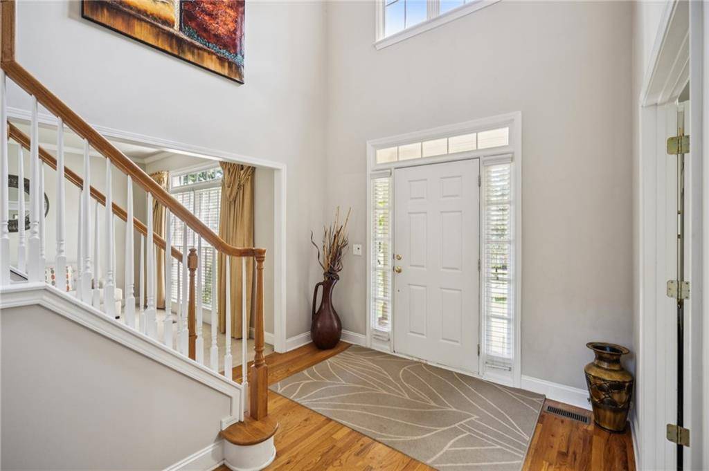 Cumming, GA 30040,3940 Miles WAY