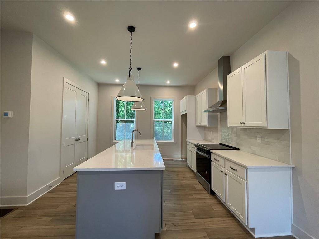 Atlanta, GA 30317,309 Songbird Court SE #5