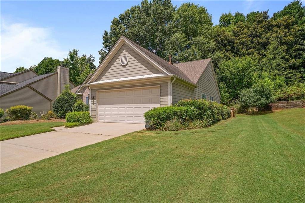 Alpharetta, GA 30005,5820 Haterleigh DR