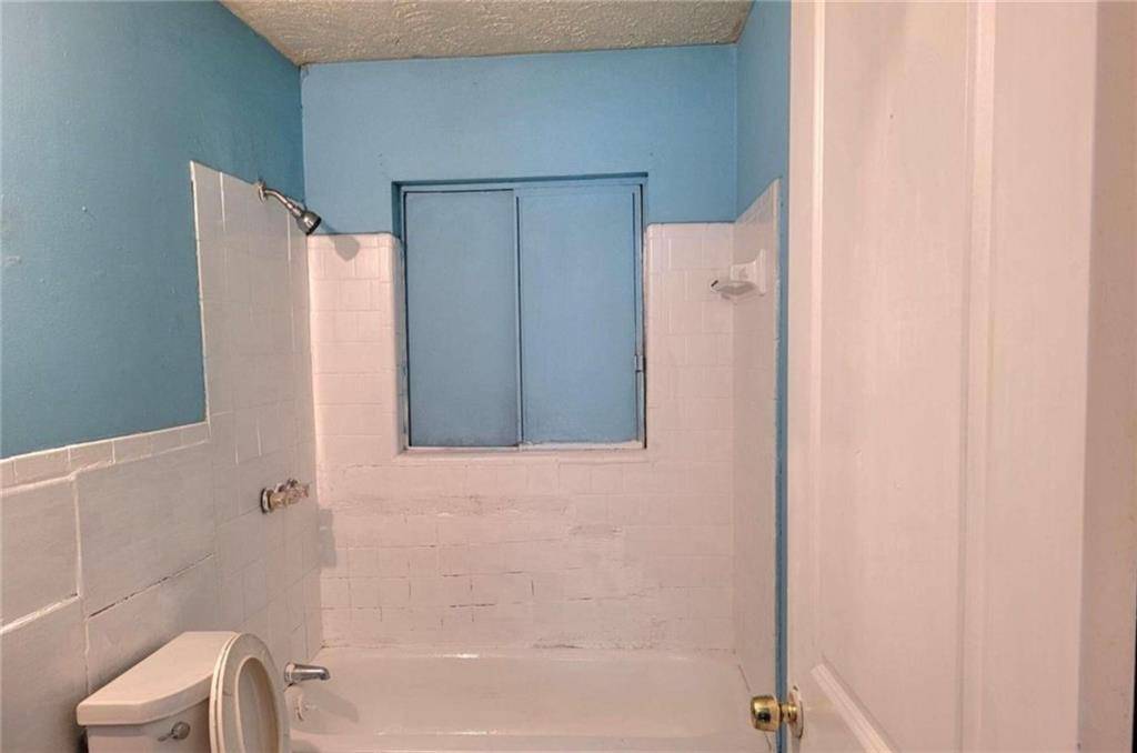 Atlanta, GA 30315,1895 thomasville DR SE