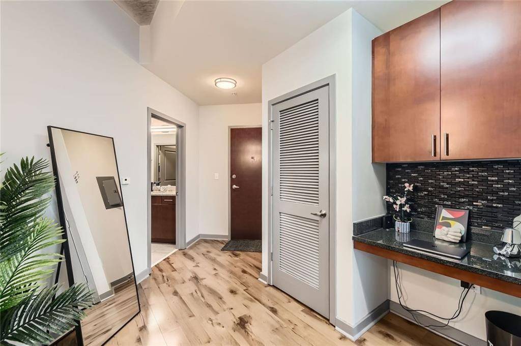 Atlanta, GA 30308,400 W Peachtree ST NW #2614