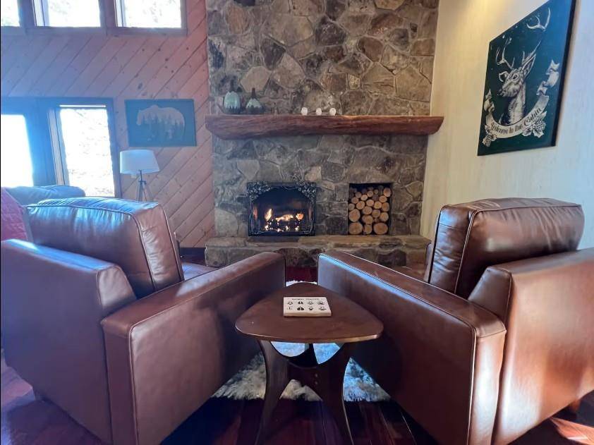 Dahlonega, GA 30533,814 Halls Mill RD