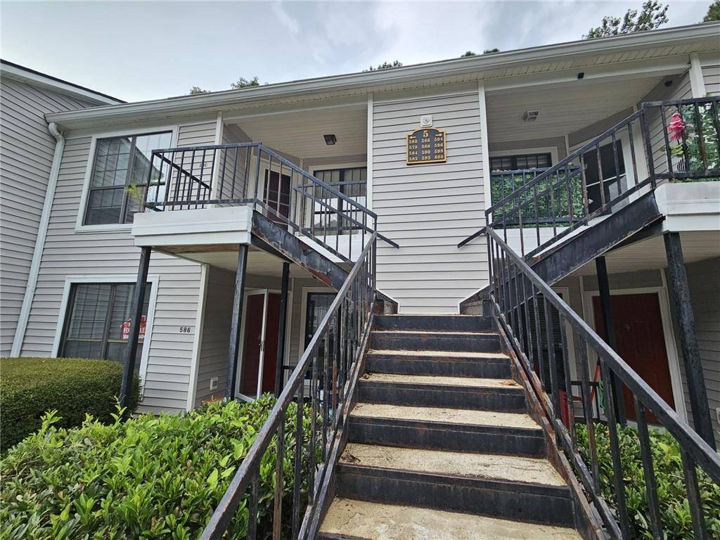 Stone Mountain, GA 30083,590 Windchase LN