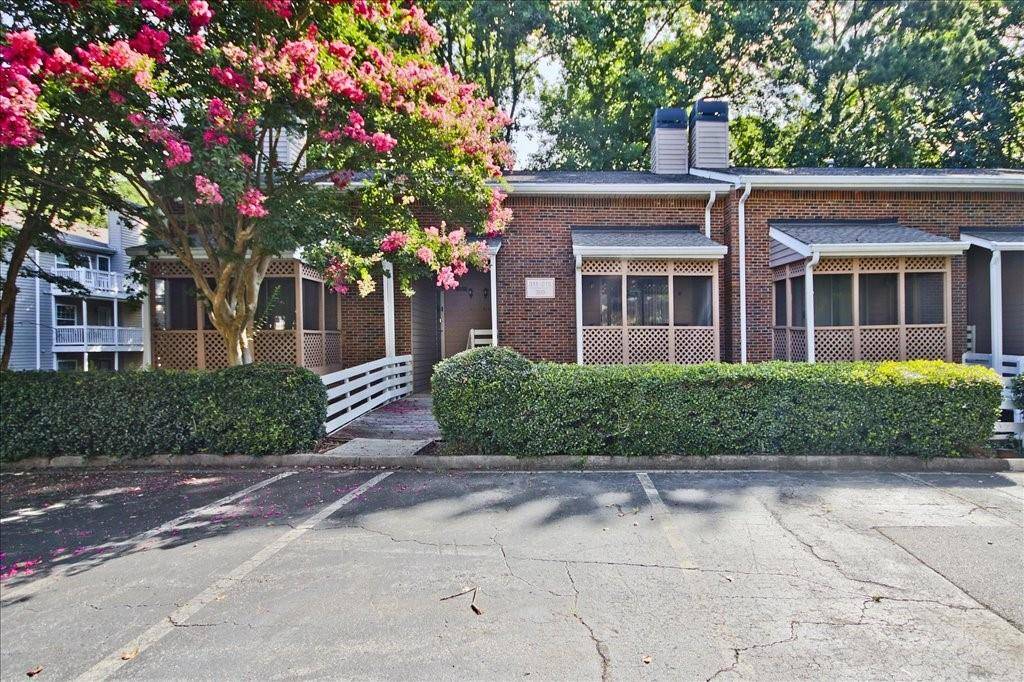 Roswell, GA 30076,315 Quail Run