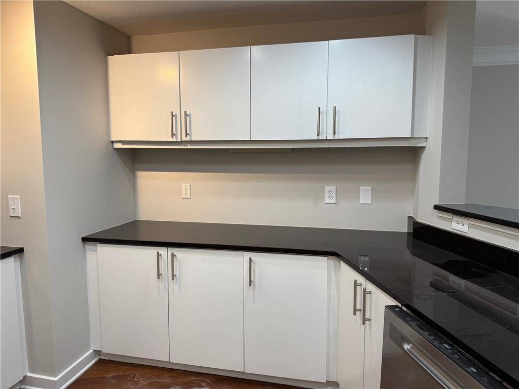 Atlanta, GA 30363,390 17th ST NW #3020