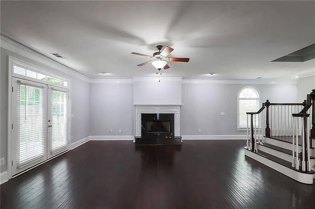 Atlanta, GA 30350,996 Pitts RD #B