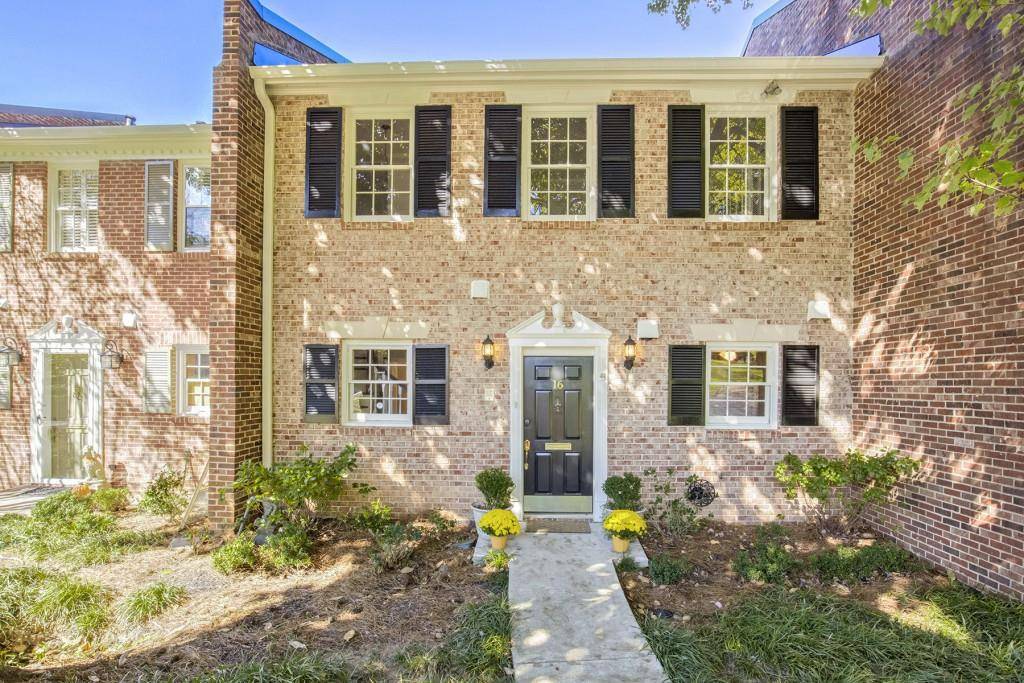 Atlanta, GA 30327,3050 Margaret Mitchell DR #16