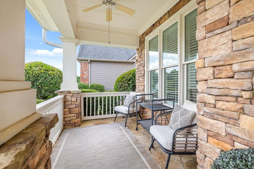 Flowery Branch, GA 30542,7847 Benchmark DR