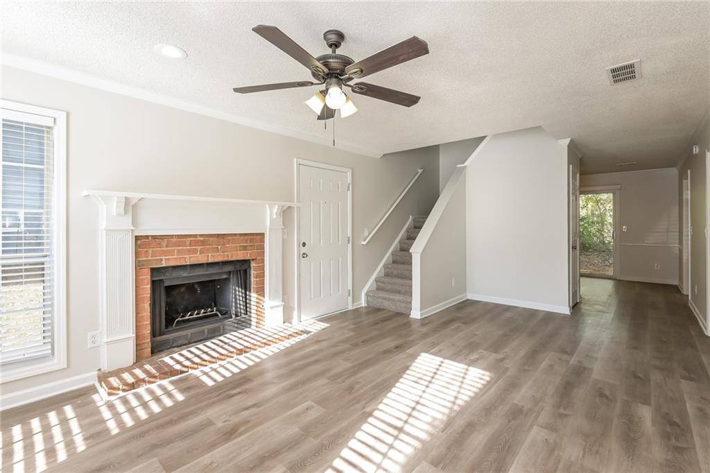 Stone Mountain, GA 30083,894 Churchill CT