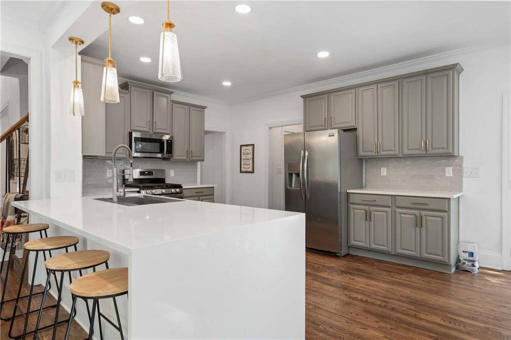 Alpharetta, GA 30005,6314 Clearview CT