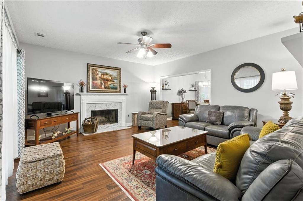 Woodstock, GA 30188,1620 Willow WAY