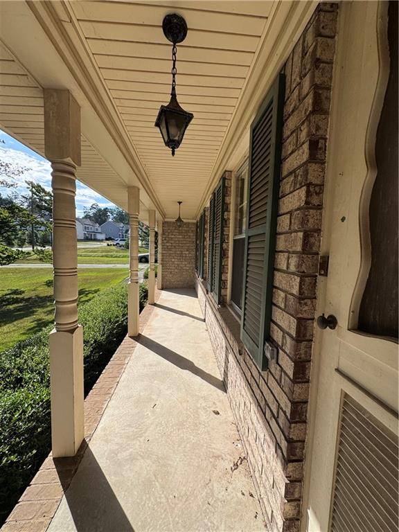 Snellville, GA 30078,2604 HICKORY VALLEY DR