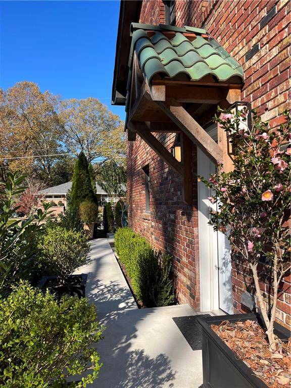 Atlanta, GA 30305,2523 Sharondale DR NE #B