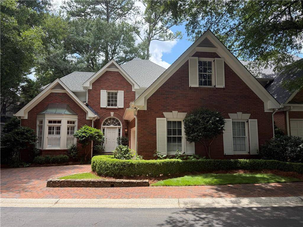 Atlanta, GA 30327,10 Westminster Close DR NW