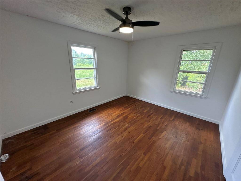 Cumming, GA 30028,3855 Martin RD