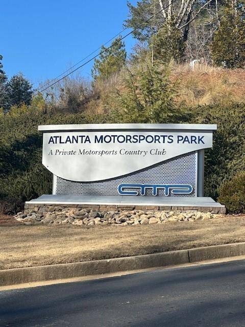 Dawsonville, GA 30534,700 Joe Lane Cox DR #221