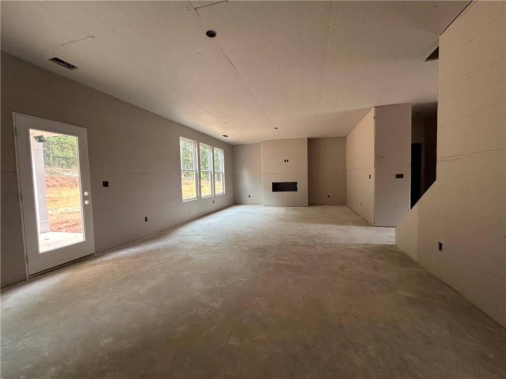 Statham, GA 30666,163 Annie LN