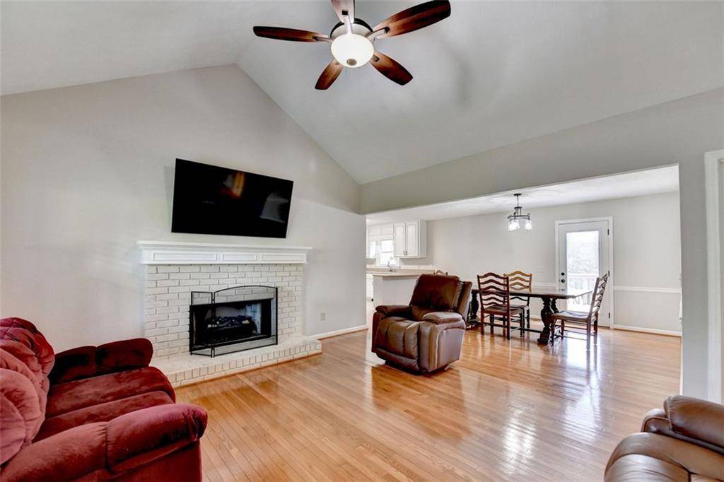 Flowery Branch, GA 30542,4450 Strickland RD