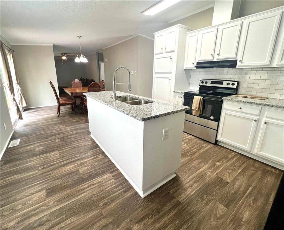 Athens, GA 30601,325 Washington Drive