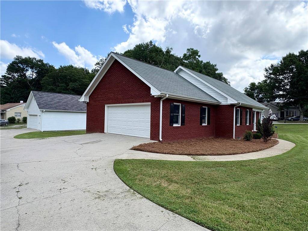 Winder, GA 30680,51 Alexander ST