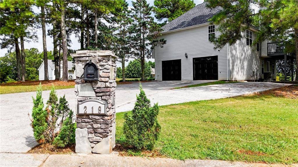 Calhoun, GA 30701,219 Orchard WAY SE