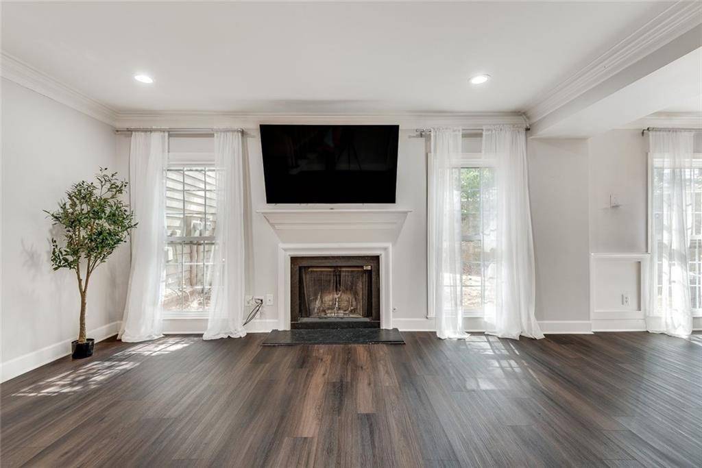 Atlanta, GA 30338,57 Mount Vernon CIR