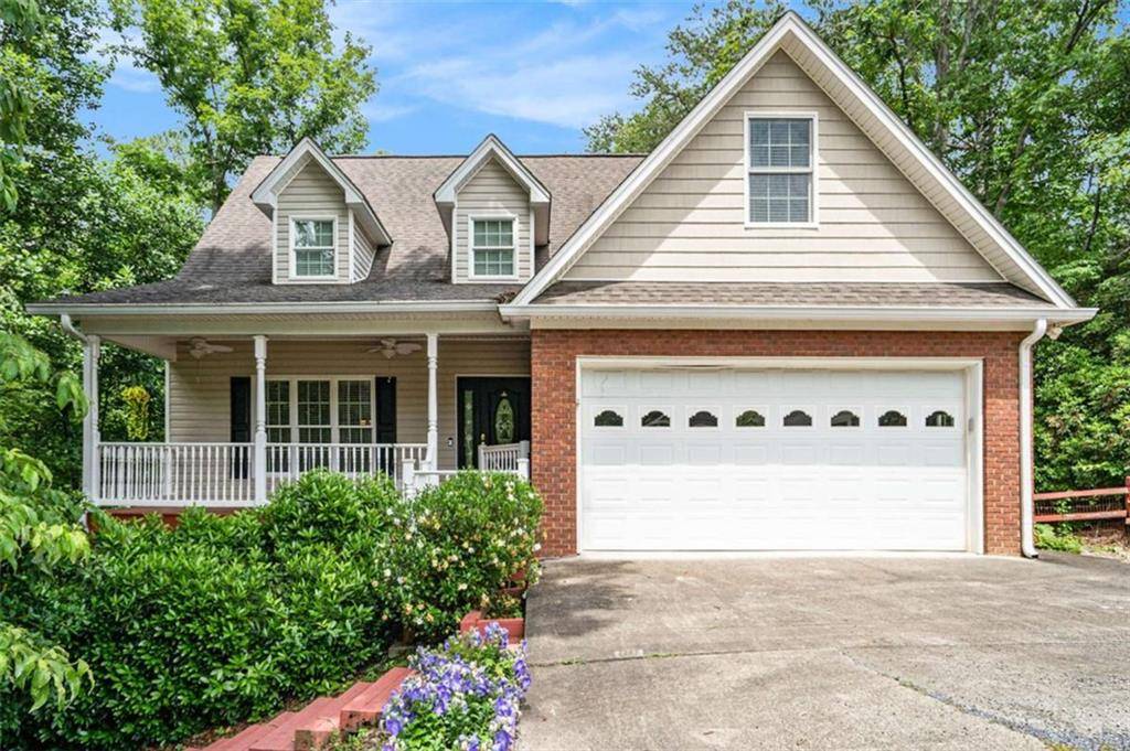 Ellijay, GA 30536,220 Oak Ridge LN