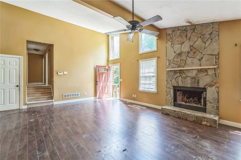 Whitesburg, GA 30185,42 Church LN
