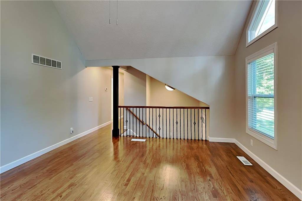 Woodstock, GA 30188,507 Penny LN