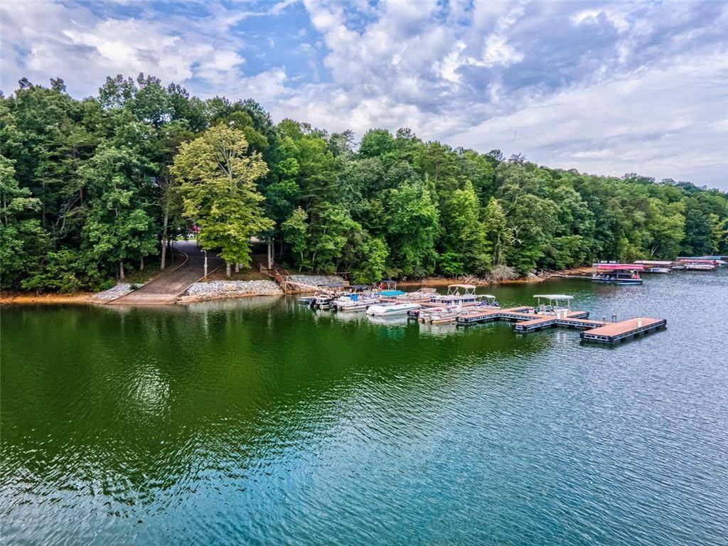 Gainesville, GA 30506,6421 Honeysuckle LN
