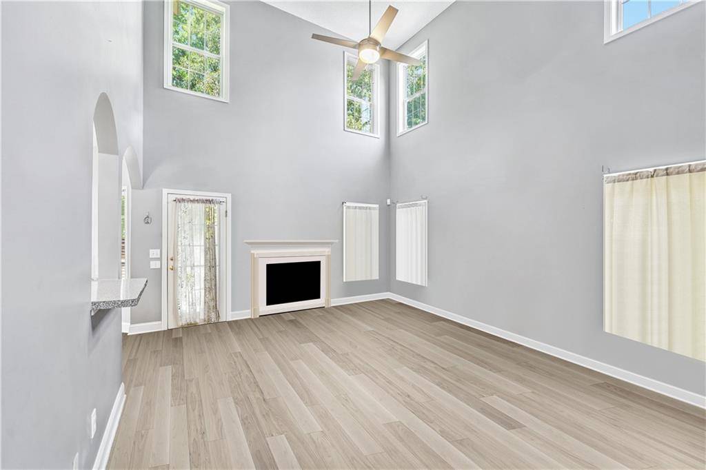 Austell, GA 30106,5703 Newnan CIR