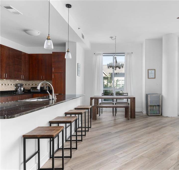 Atlanta, GA 30324,711 Cosmopolitan DR #207