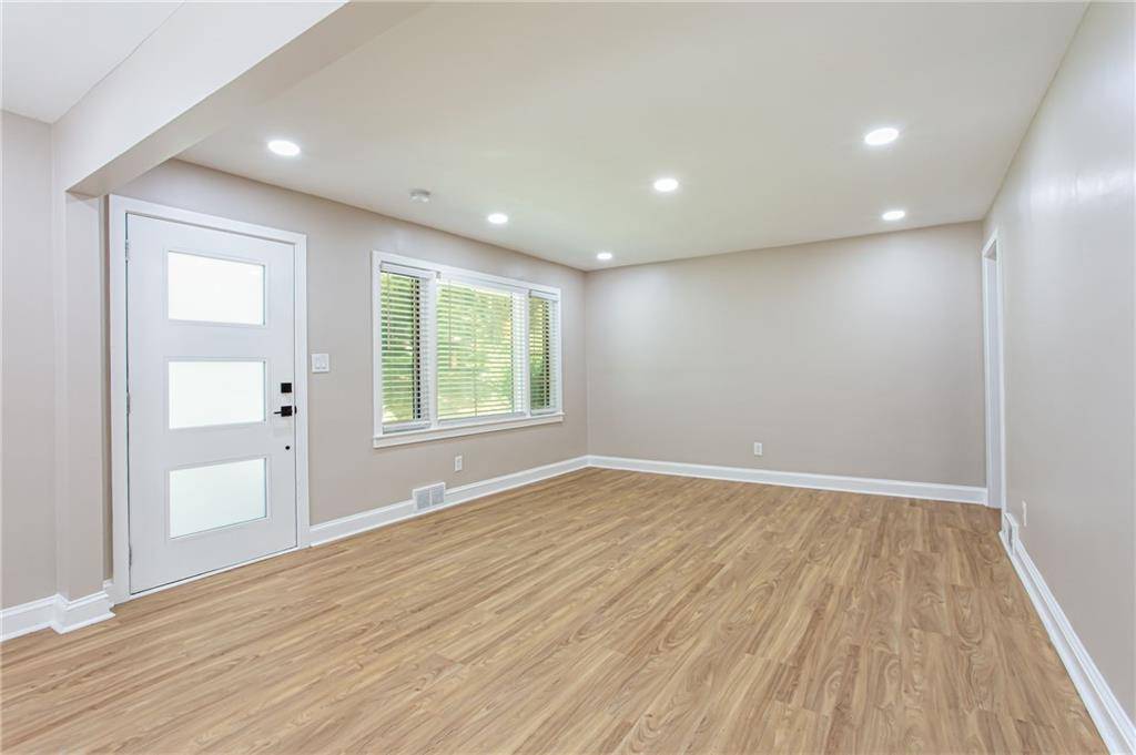 Decatur, GA 30033,629 Clairmont CIR